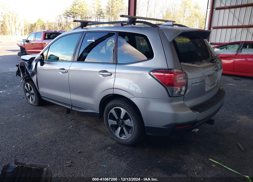 2018 SUBARU FORESTER 2.5I PREMIUM VIN: JF2SJAGC7JH515738