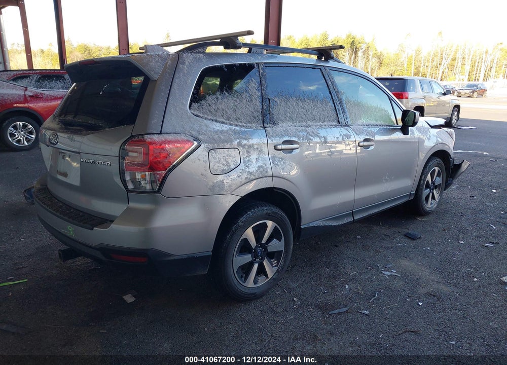 2018 SUBARU FORESTER 2.5I PREMIUM VIN: JF2SJAGC7JH515738