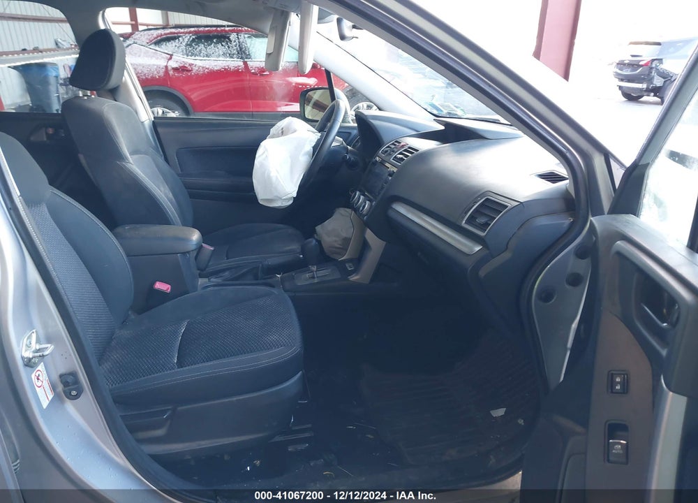 2018 SUBARU FORESTER 2.5I PREMIUM VIN: JF2SJAGC7JH515738