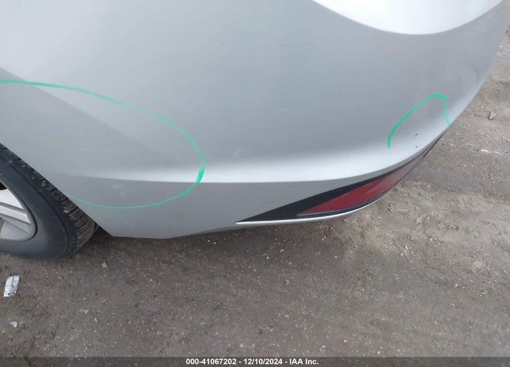 2019 HYUNDAI ELANTRA VIN: KMHD84LF8KU845512
