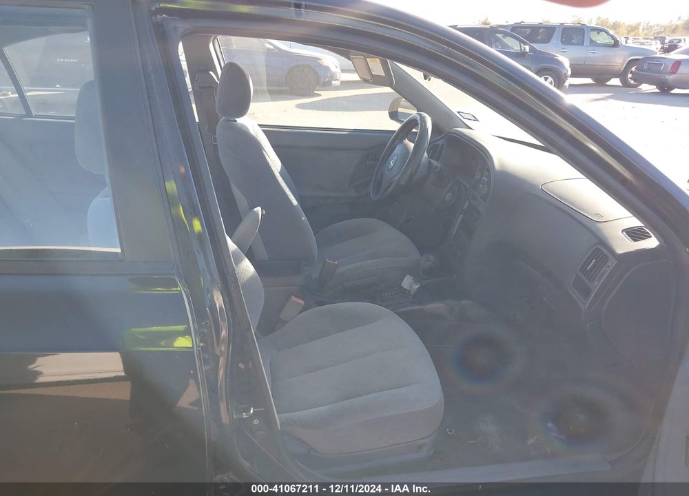 2006 HYUNDAI ELANTRA VIN: KMHDN46D26U324360