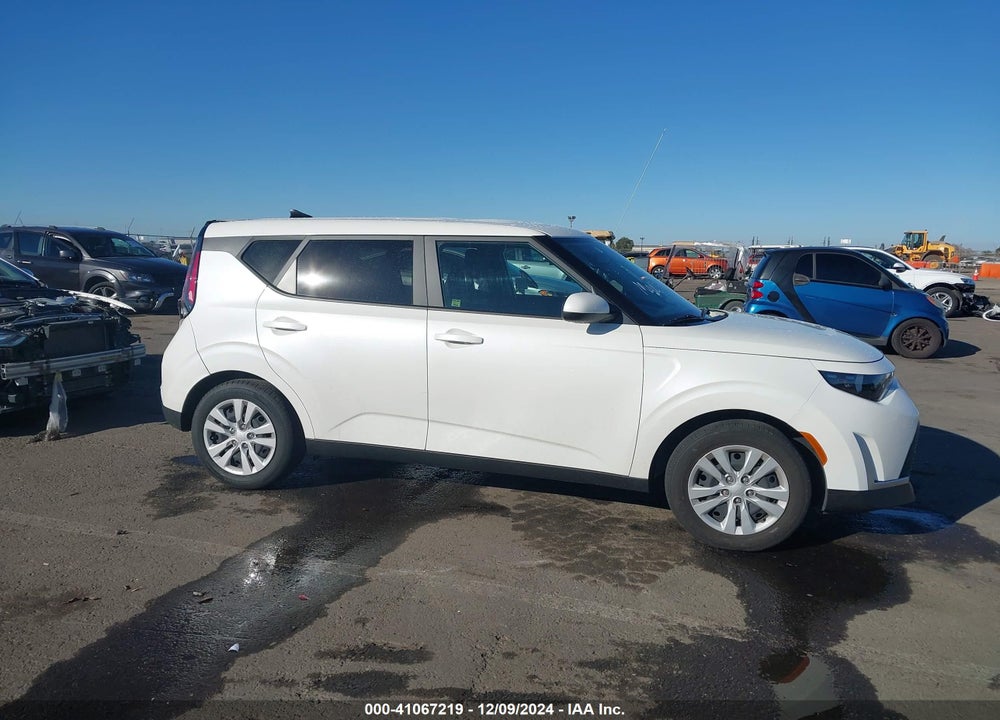 2023 KIA SOUL LX VIN: KNDJ23AU4P7845484