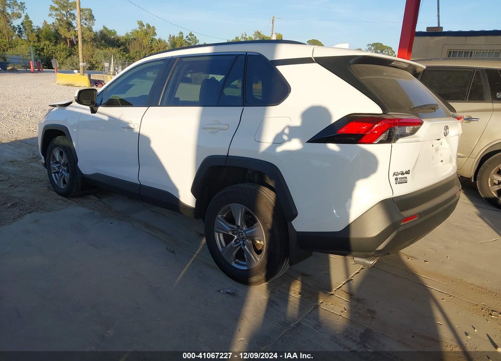 2024 TOYOTA RAV4 XLE VIN: 2T3W1RFV2RC279976