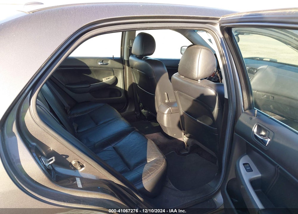 2006 HONDA ACCORD 3.0 EX VIN: 1HGCM66516A051650