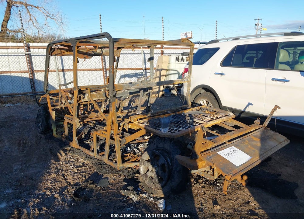 2021 ARTIC CAT TRACKE 800SX LE CREW VIN: 4UF5R4KB5MT301040