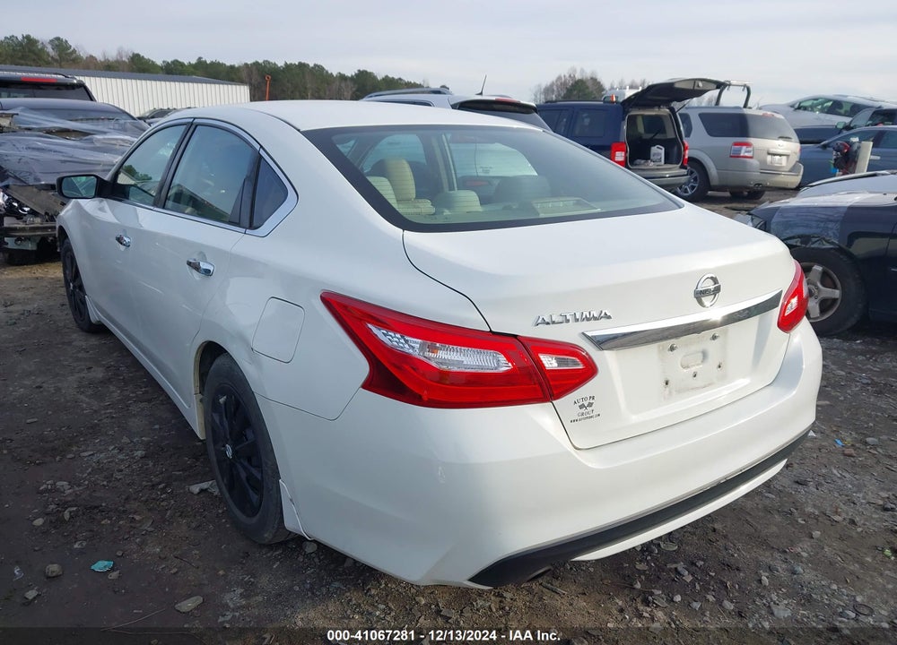 2017 NISSAN ALTIMA VIN: 1N4AL3AP1HC276745