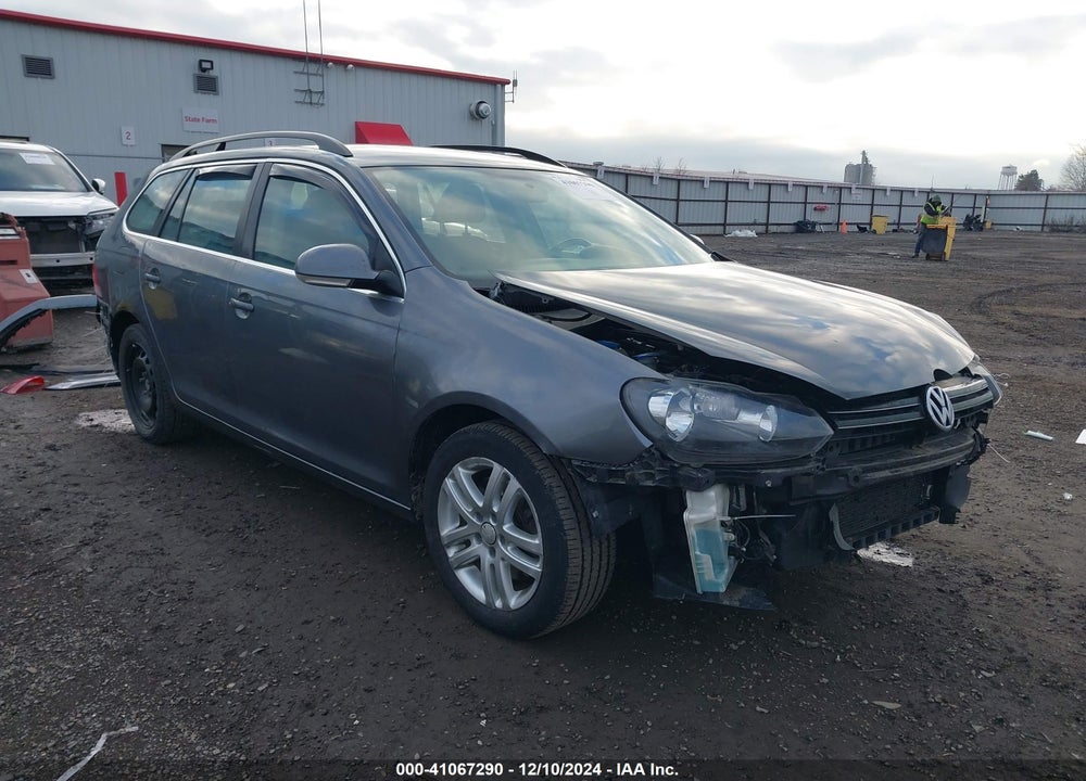 2011 VOLKSWAGEN JETTA SPORTWAGEN 2.0L TDI VIN: 3VWML8AJ1BM648944