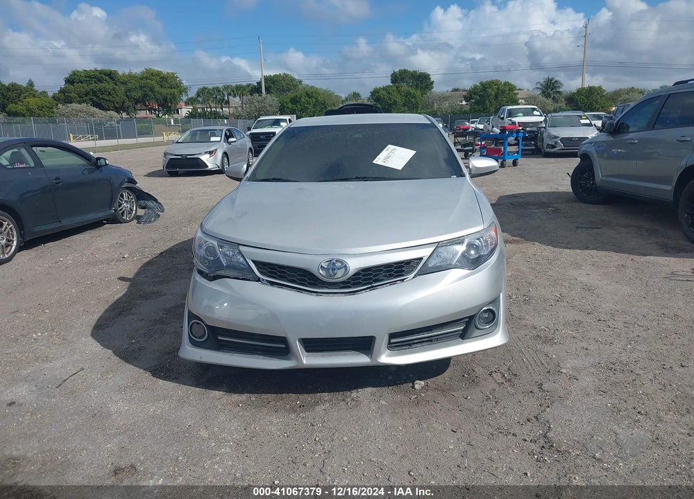 2014 TOYOTA CAMRY SE VIN: 4T1BF1FK0EU381866