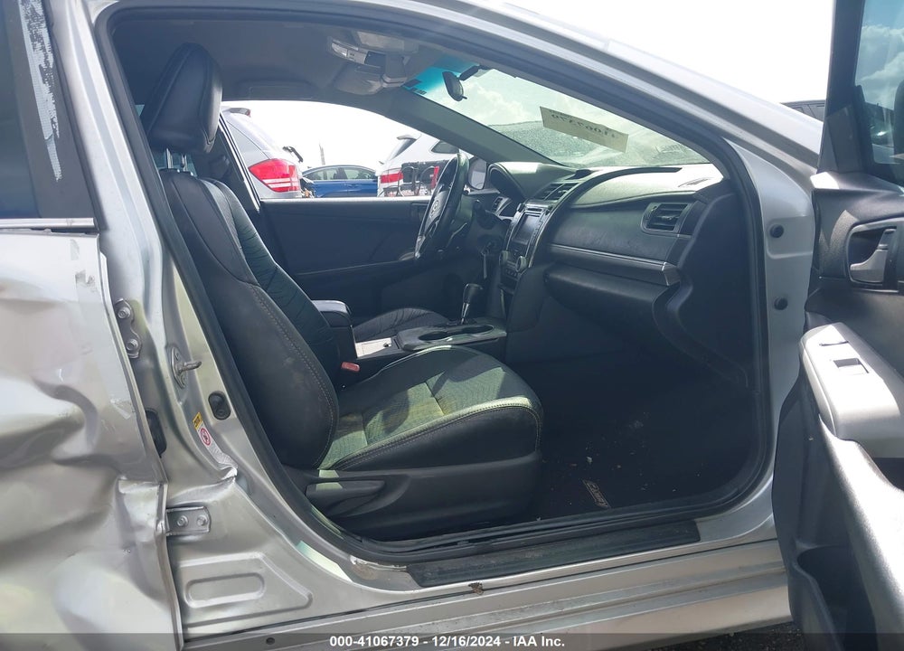 2014 TOYOTA CAMRY SE VIN: 4T1BF1FK0EU381866