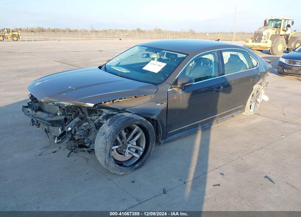 2017 VOLKSWAGEN PASSAT VIN: 1VWDT7A36HC043386