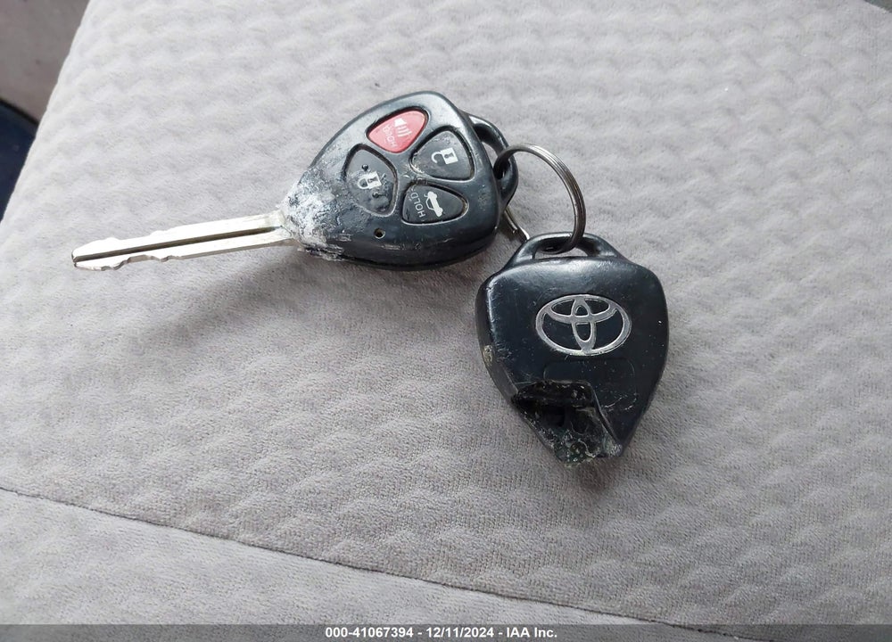 2011 TOYOTA CAMRY LE VIN: 4T1BF3EK7BU739411