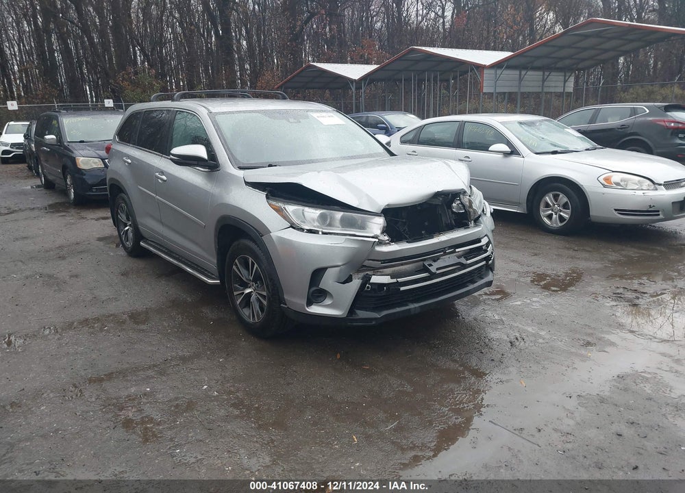 2017 TOYOTA HIGHLANDER LE VIN: 5TDZARFH7HS025377