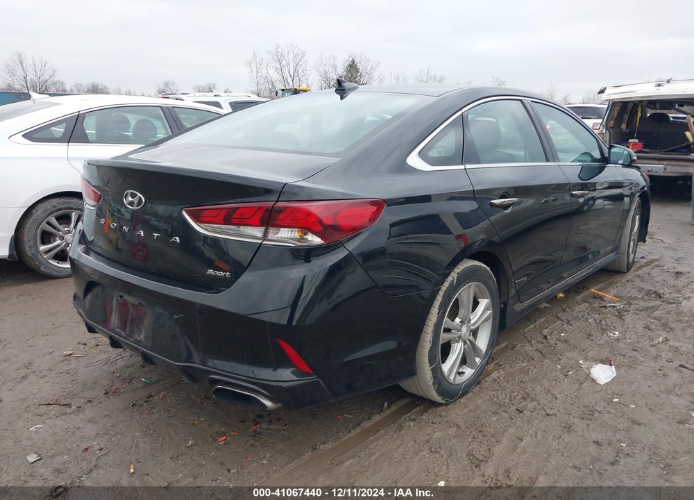 2018 HYUNDAI SONATA SPORT VIN: 5NPE34AF9JH694666