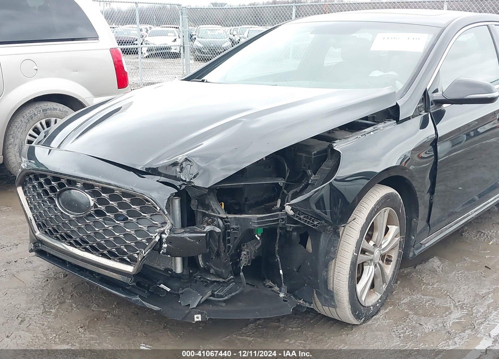 2018 HYUNDAI SONATA SPORT VIN: 5NPE34AF9JH694666