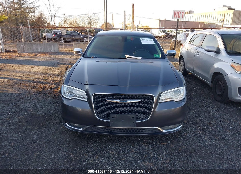 2015 CHRYSLER 300C VIN: 2C3CCAEG9FH755303