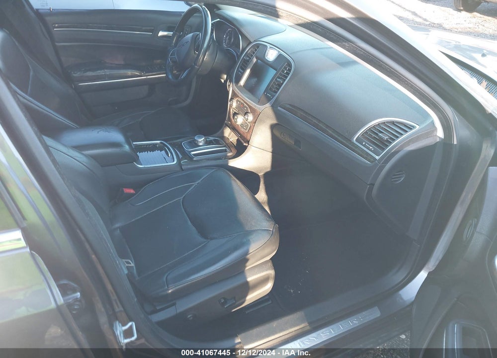 2015 CHRYSLER 300C VIN: 2C3CCAEG9FH755303