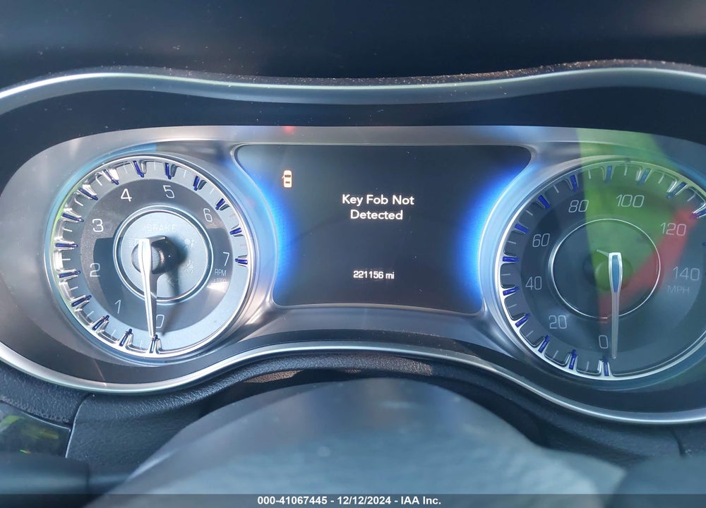 2015 CHRYSLER 300C VIN: 2C3CCAEG9FH755303