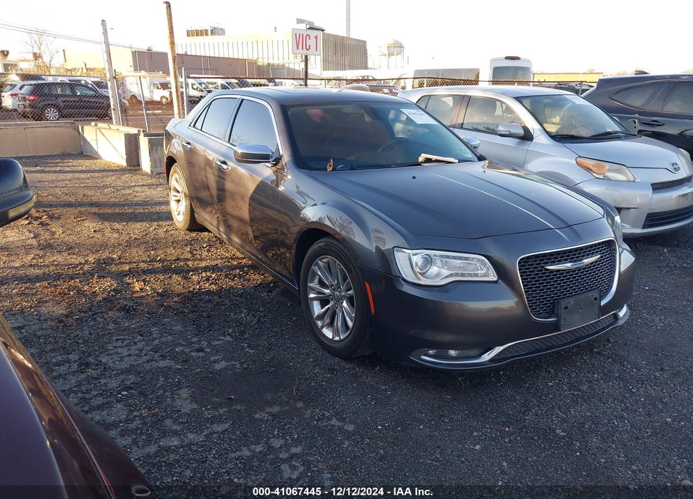2015 CHRYSLER 300C VIN: 2C3CCAEG9FH755303