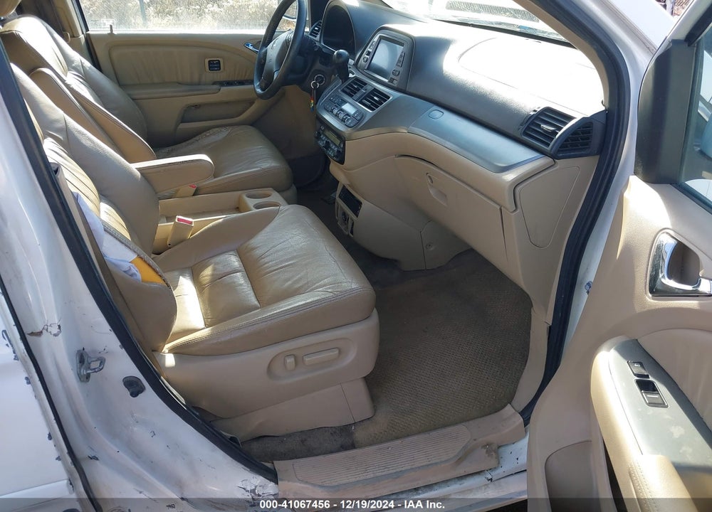 2008 HONDA ODYSSEY TOURING VIN: 5FNRL38808B002922