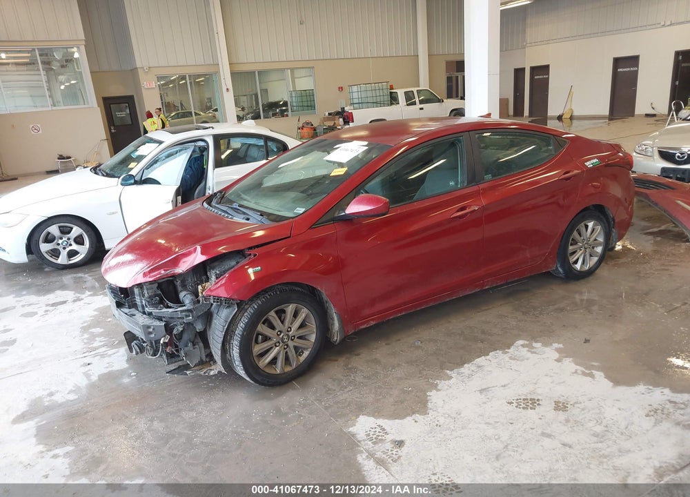 2016 HYUNDAI ELANTRA VIN: 5NPDH4AE5GH671642