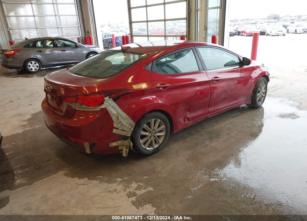2016 HYUNDAI ELANTRA VIN: 5NPDH4AE5GH671642
