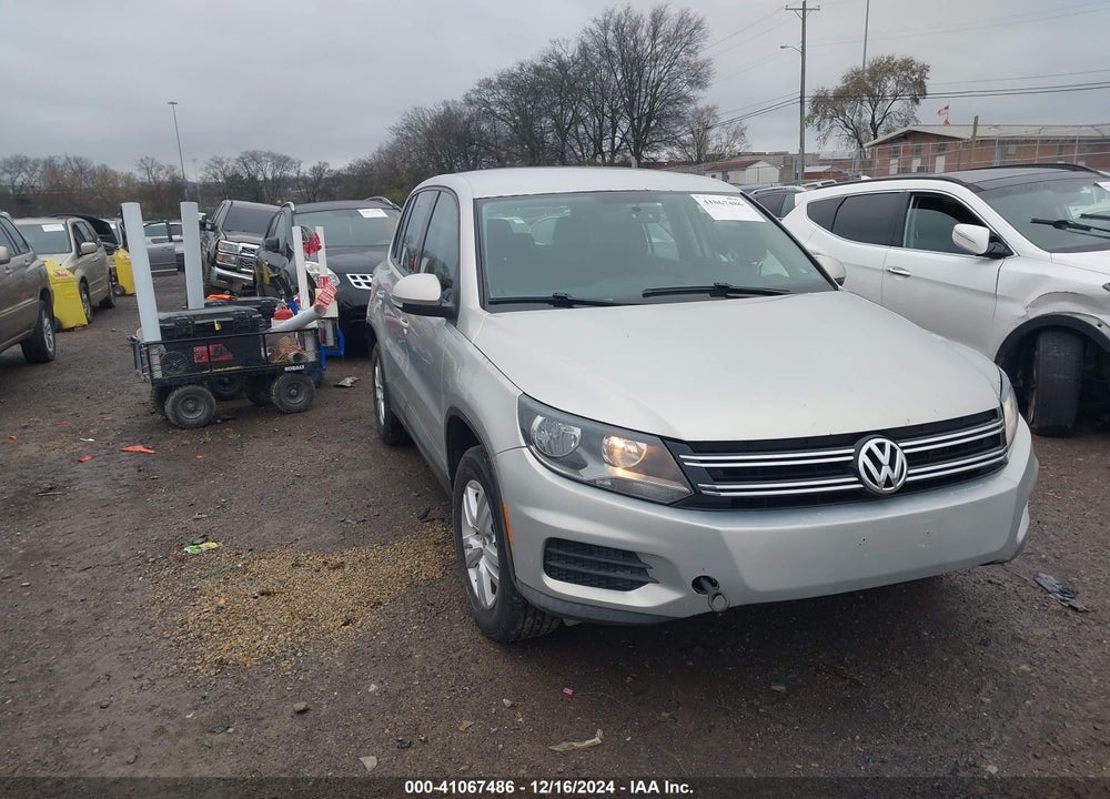 2013 VOLKSWAGEN TIGUAN S VIN: WVGAV7AX7DW529728