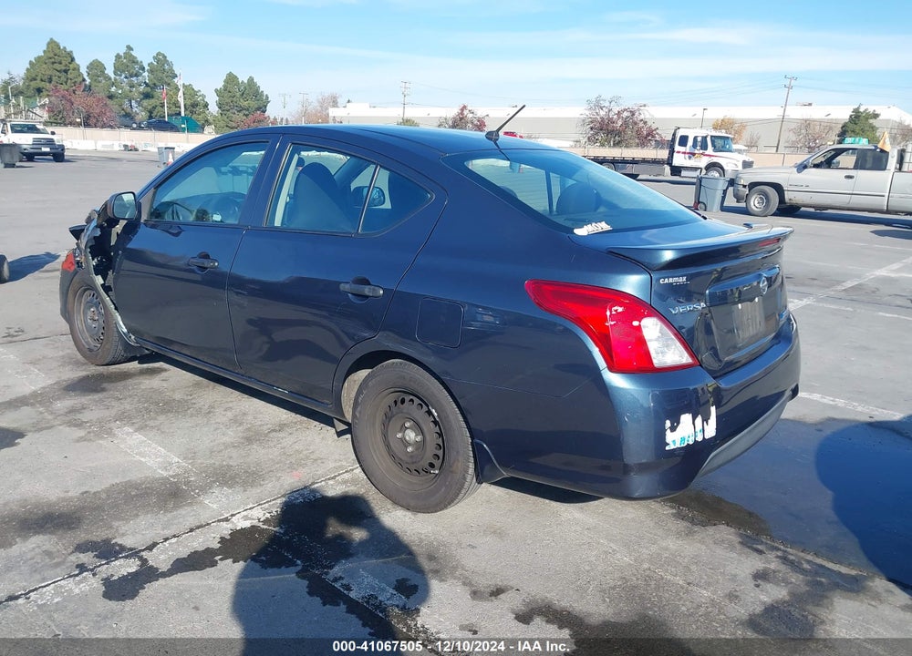 2015 NISSAN VERSA 1.6 S+ VIN: 3N1CN7AP8FL801793