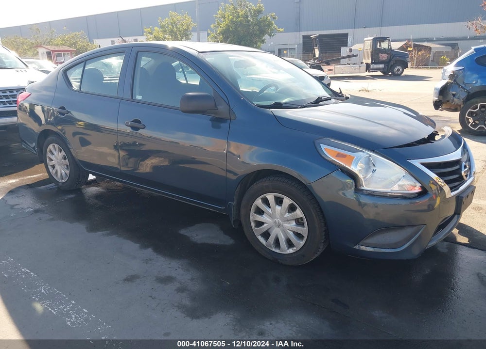 2015 NISSAN VERSA 1.6 S+ VIN: 3N1CN7AP8FL801793