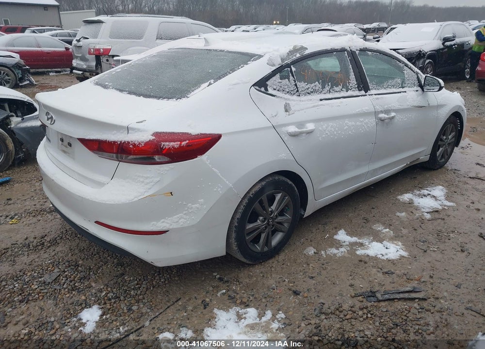 2017 HYUNDAI ELANTRA SE VIN: 5NPD84LF1HH085219