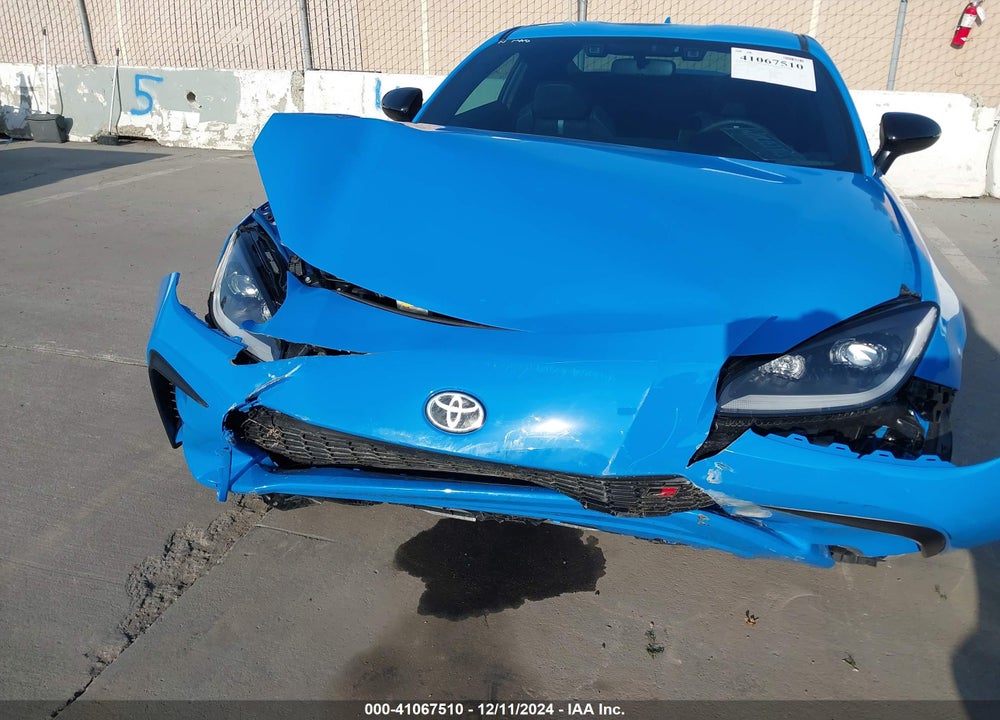 2024 TOYOTA GR86 PREMIUM VIN: JF1ZNBE17R9758843