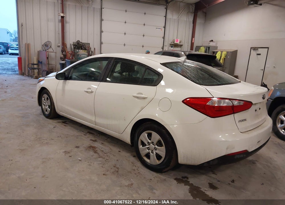 2016 KIA FORTE VIN: KNAFK4A61G5615598