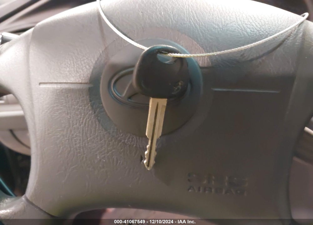 2002 HYUNDAI ELANTRA GLS VIN: KMHDN45D52U307046