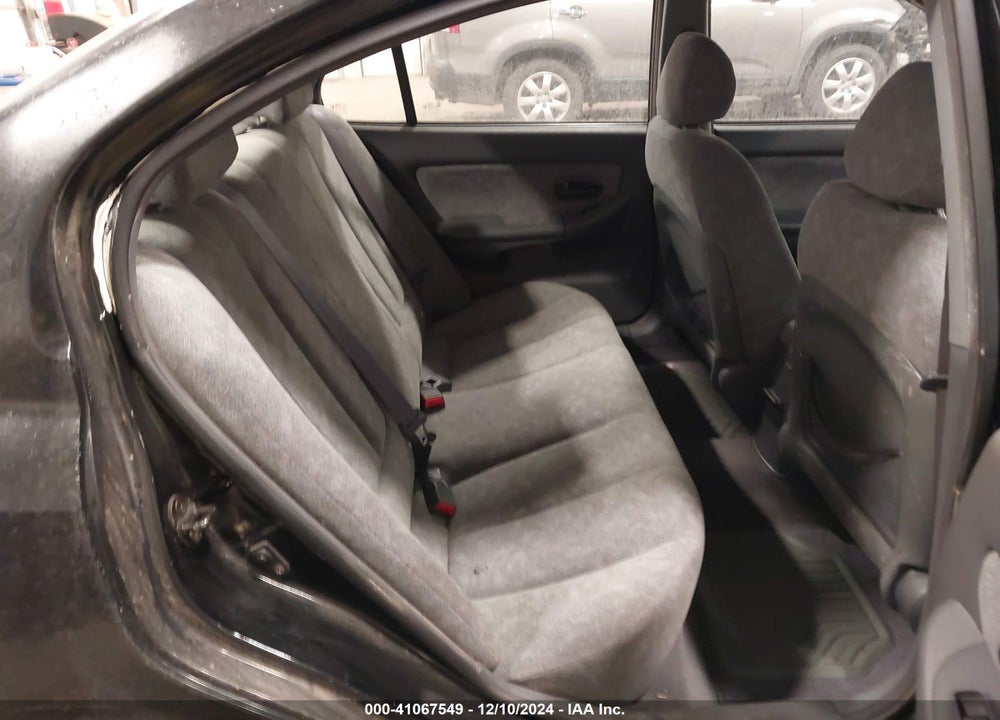 2002 HYUNDAI ELANTRA GLS VIN: KMHDN45D52U307046