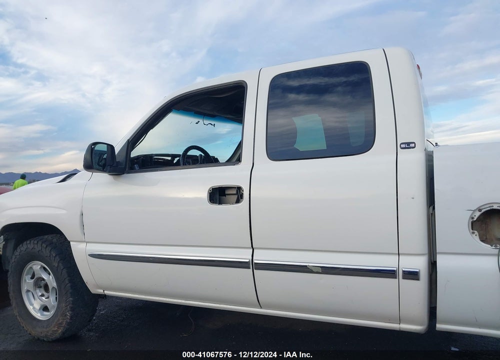 2001 GMC SIERRA 1500 SLE VIN: 2GTEC19T211268747