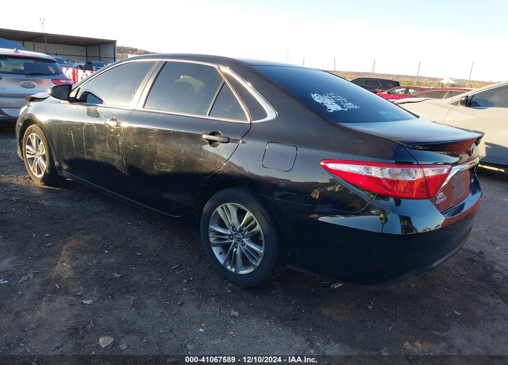 2015 TOYOTA CAMRY SE VIN: 4T1BF1FK7FU025917