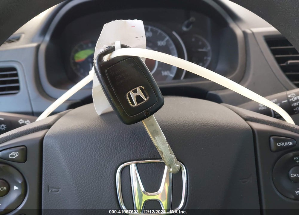 2014 HONDA CR-V LX VIN: 2HKRM4H35EH610715
