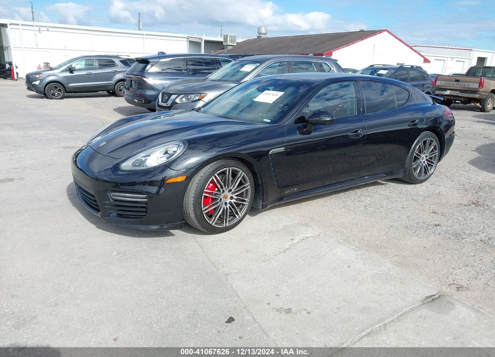 2015 PORSCHE PANAMERA GTS VIN: WP0AF2A70FL081034