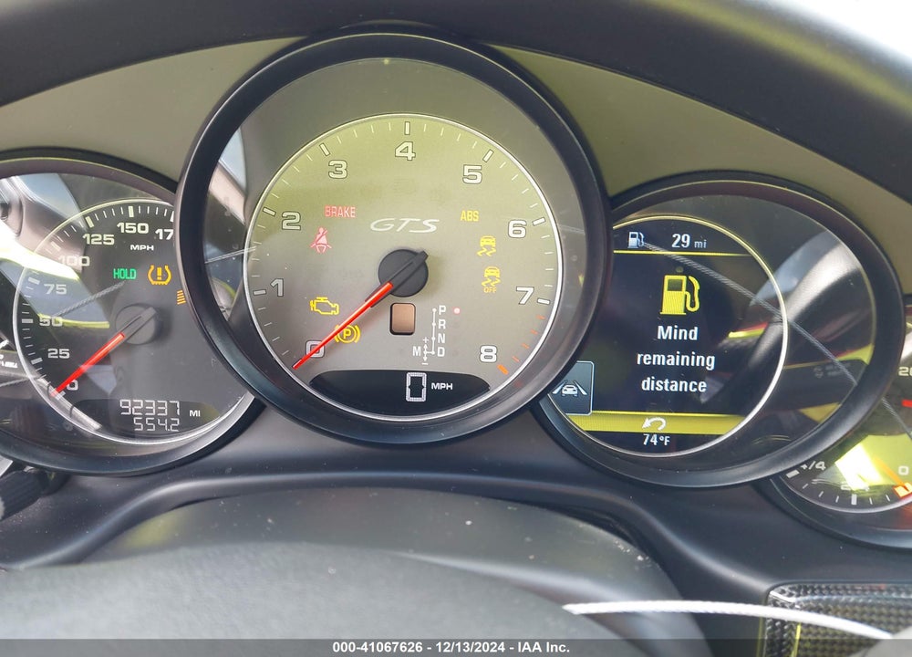 2015 PORSCHE PANAMERA GTS VIN: WP0AF2A70FL081034