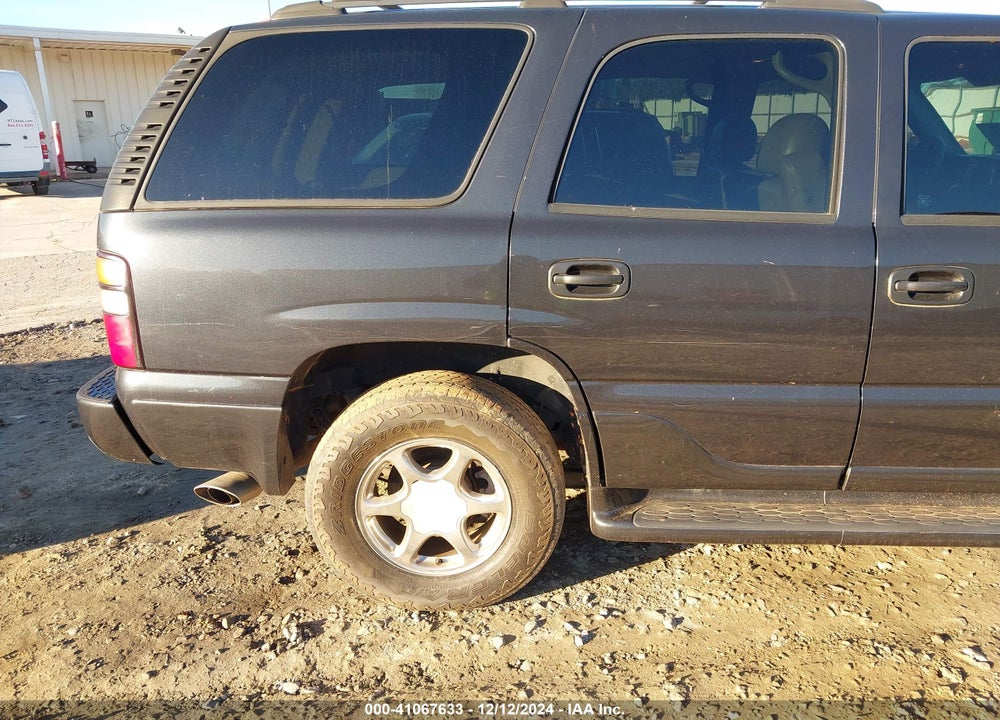 2004 GMC YUKON DENALI VIN: 1GKEK63U14J176609