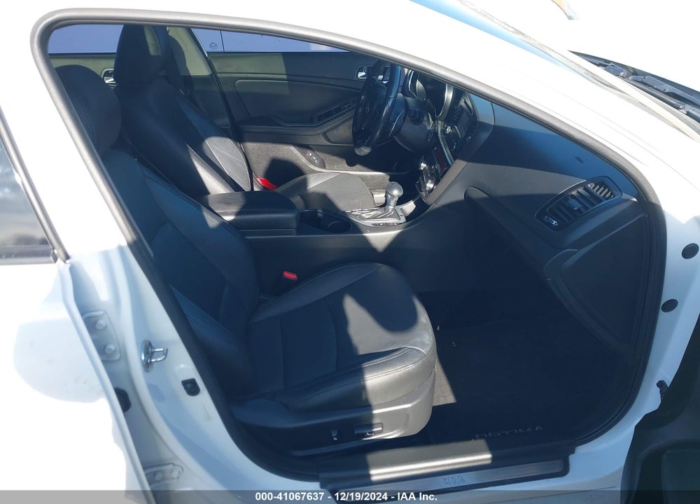 2015 KIA OPTIMA VIN: 5XXGR4A66FG363585