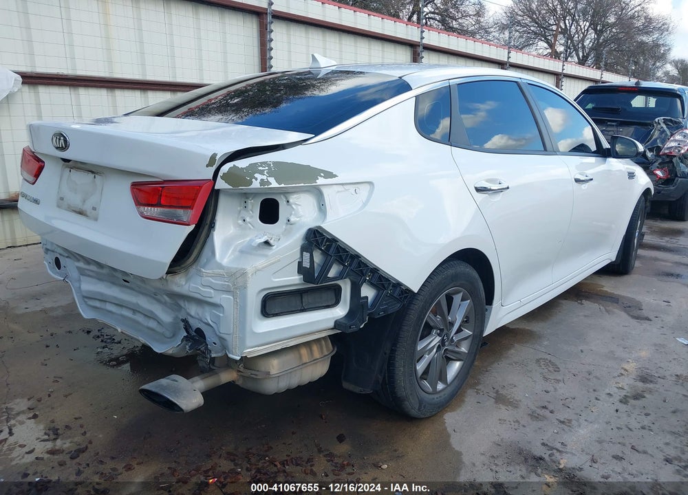 2020 KIA OPTIMA LX AUTOMATIC VIN: 5XXGT4L37LG427925