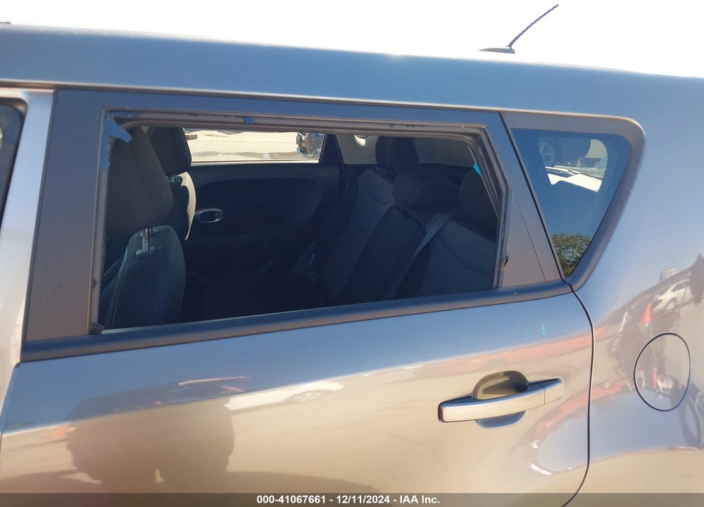 2018 KIA SOUL VIN: KNDJP3A54J7603943