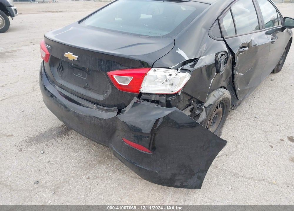 2016 CHEVROLET CRUZE VIN: 1G1BC5SM9G7296126