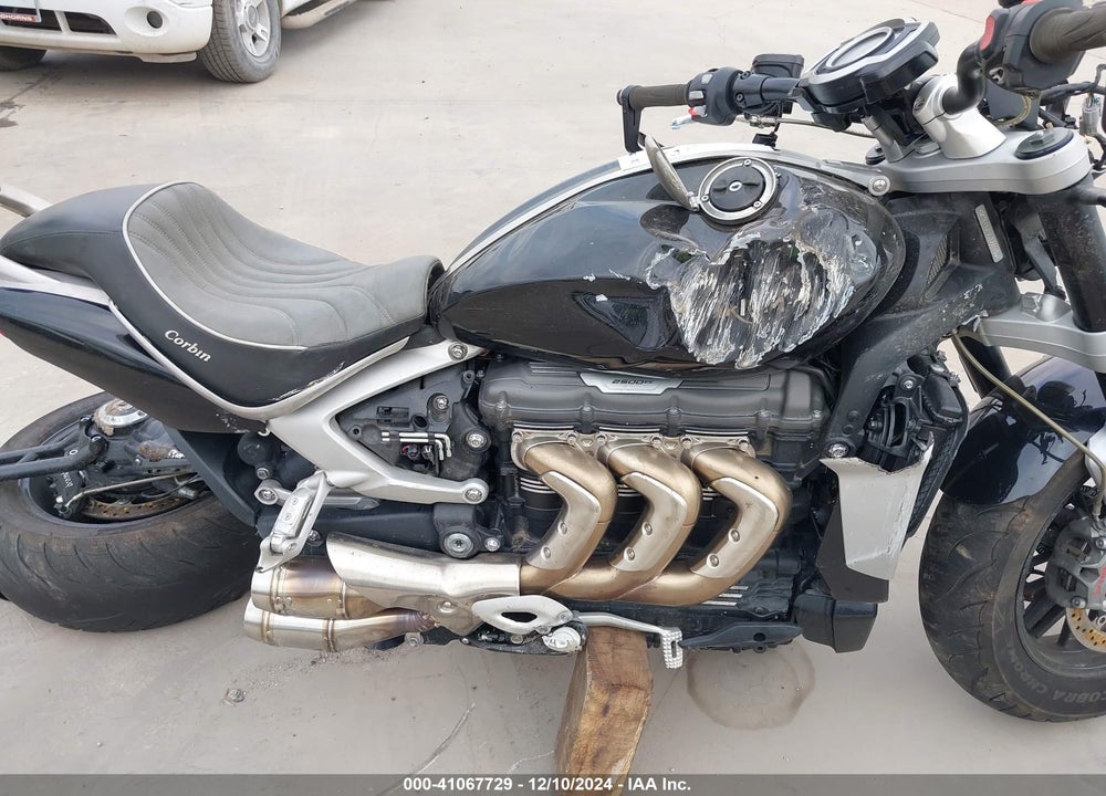 2020 TRIUMPH MOTORCYCLE ROCKET 3 R VIN: SMTG11JX6LT991156