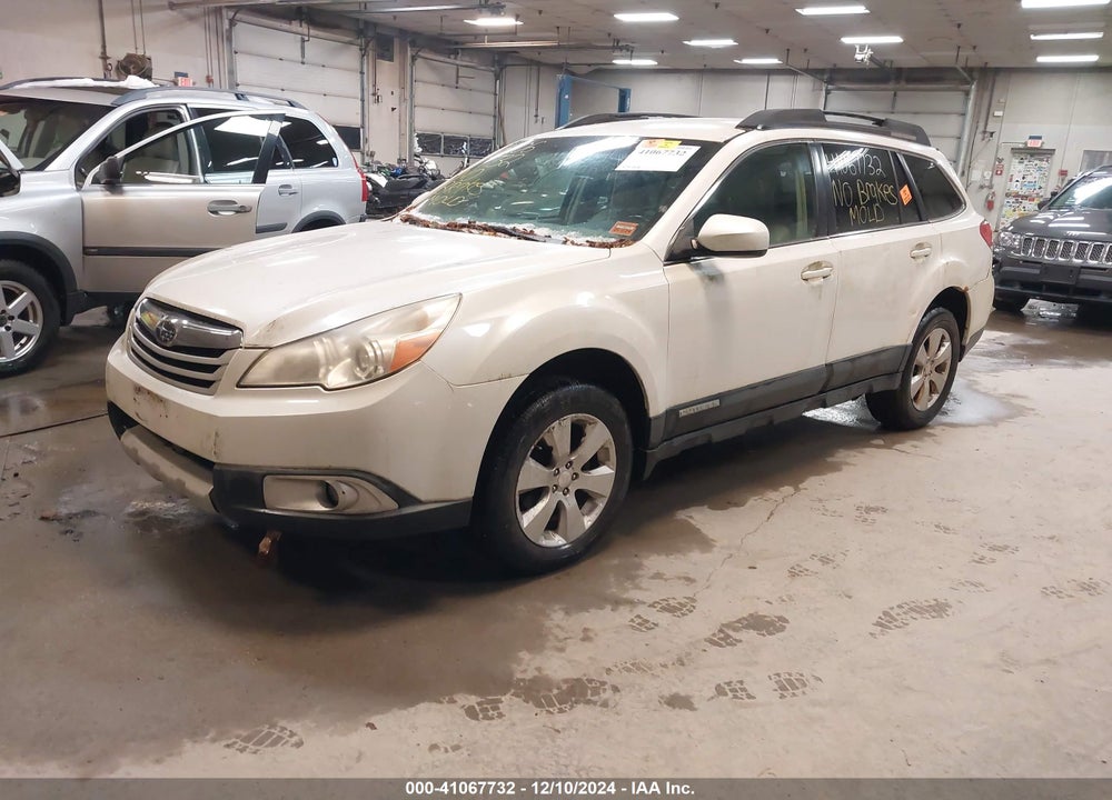 2011 SUBARU OUTBACK 2.5I LIMITED VIN: 4S4BRBJC9B3353854