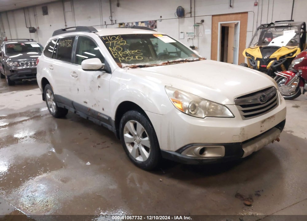 2011 SUBARU OUTBACK 2.5I LIMITED VIN: 4S4BRBJC9B3353854