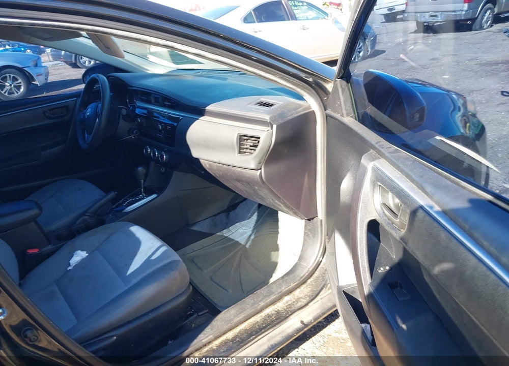 2015 TOYOTA COROLLA VIN: 5YFBURHE0FP293432