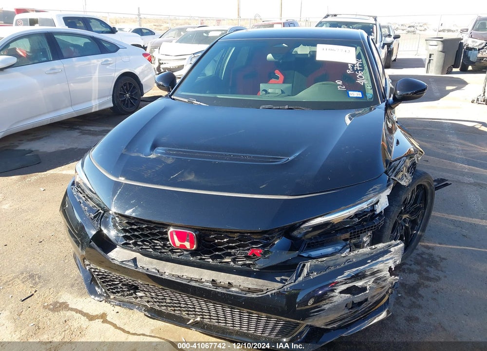 2024 HONDA CIVIC TYPE-R VIN: JHMFL5G41RX002902