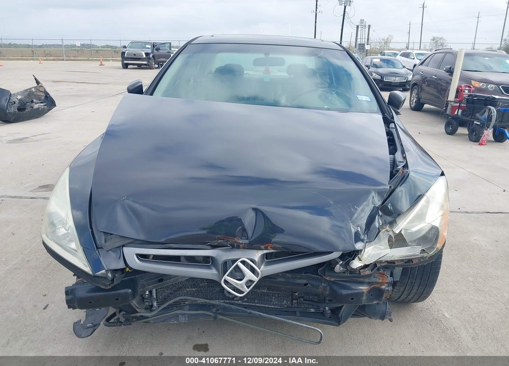 2005 HONDA ACCORD 3.0 EX VIN: 1HGCM66555A039113
