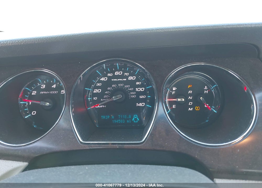 2010 FORD TAURUS SEL VIN: 1FAHP2EW5AG165354